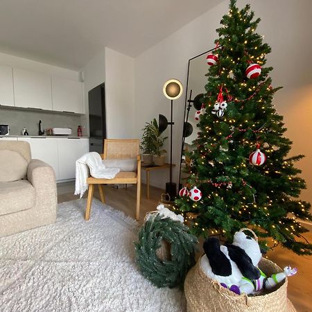 Disneyland Minimalist Lifestyle - 5 Pax Apartment Serris Luaran gambar
